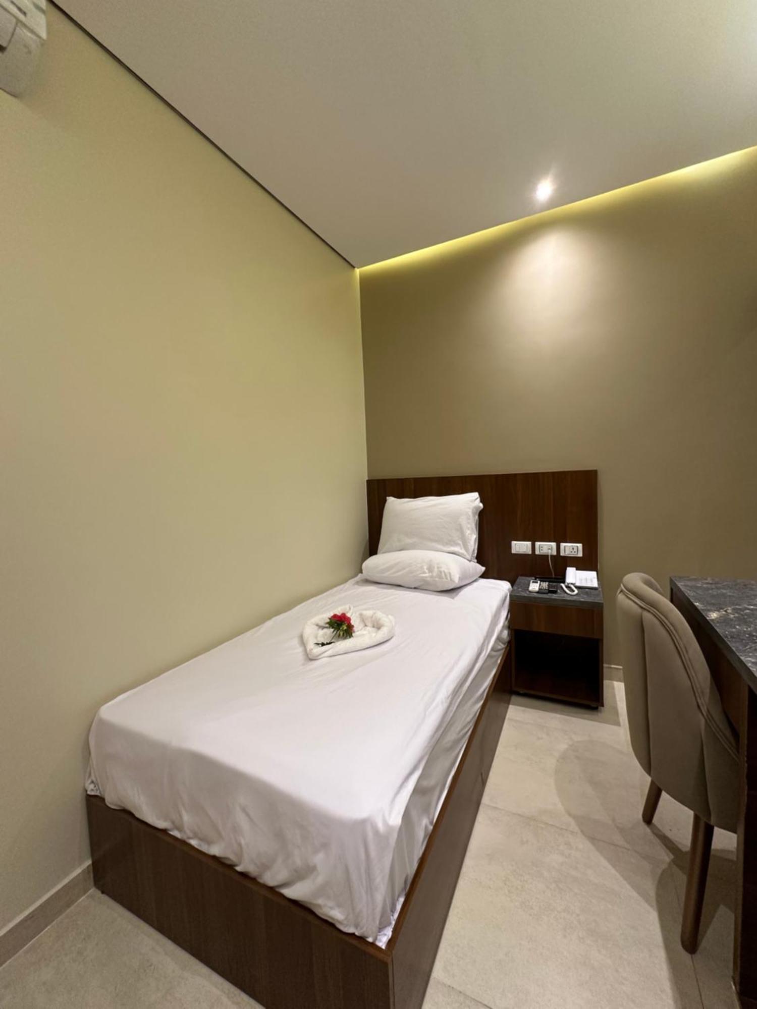 Sama Hotel